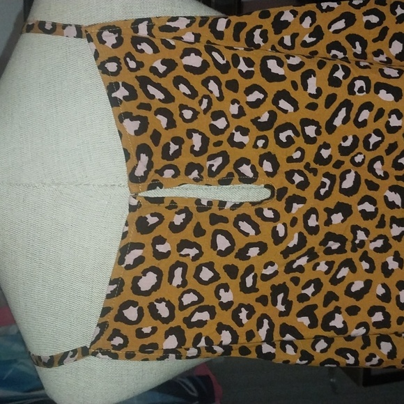 Old navy Leopard tank - Picture 5 of 7